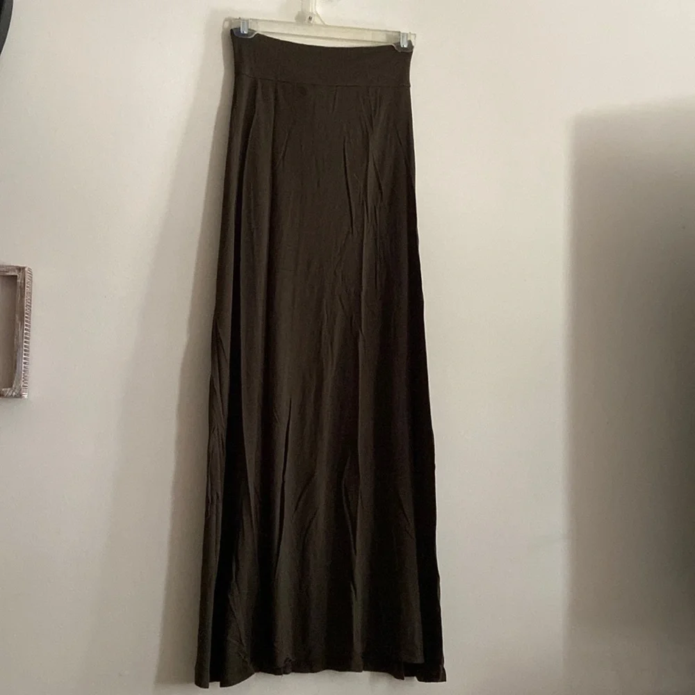 2 maxi skirts! - Picture 2 of 5